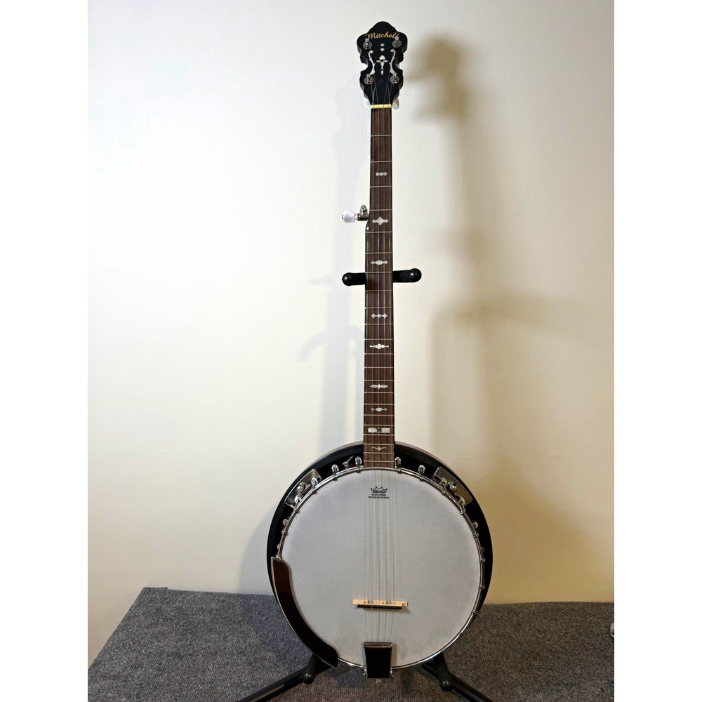 Mitchell 5-String Closed Back Banjo Polished Black/Red Right-Handed + Case